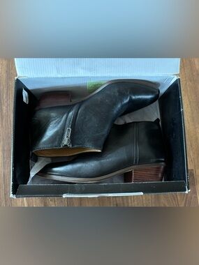 J. Crew Black Leather Ankle Booties gentle used size 10